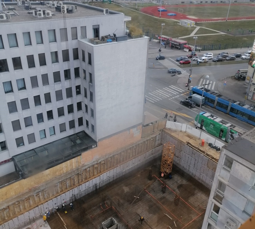 Počeli su radovi na stambeno-poslovnom objektu u Maksimirskoj